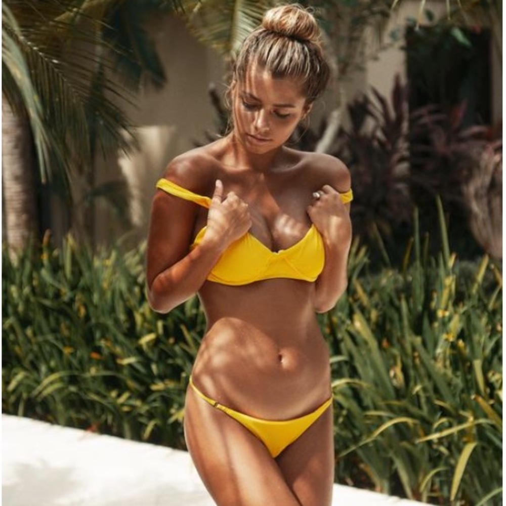 NWT Kittenish Sunny Bottoms size small
